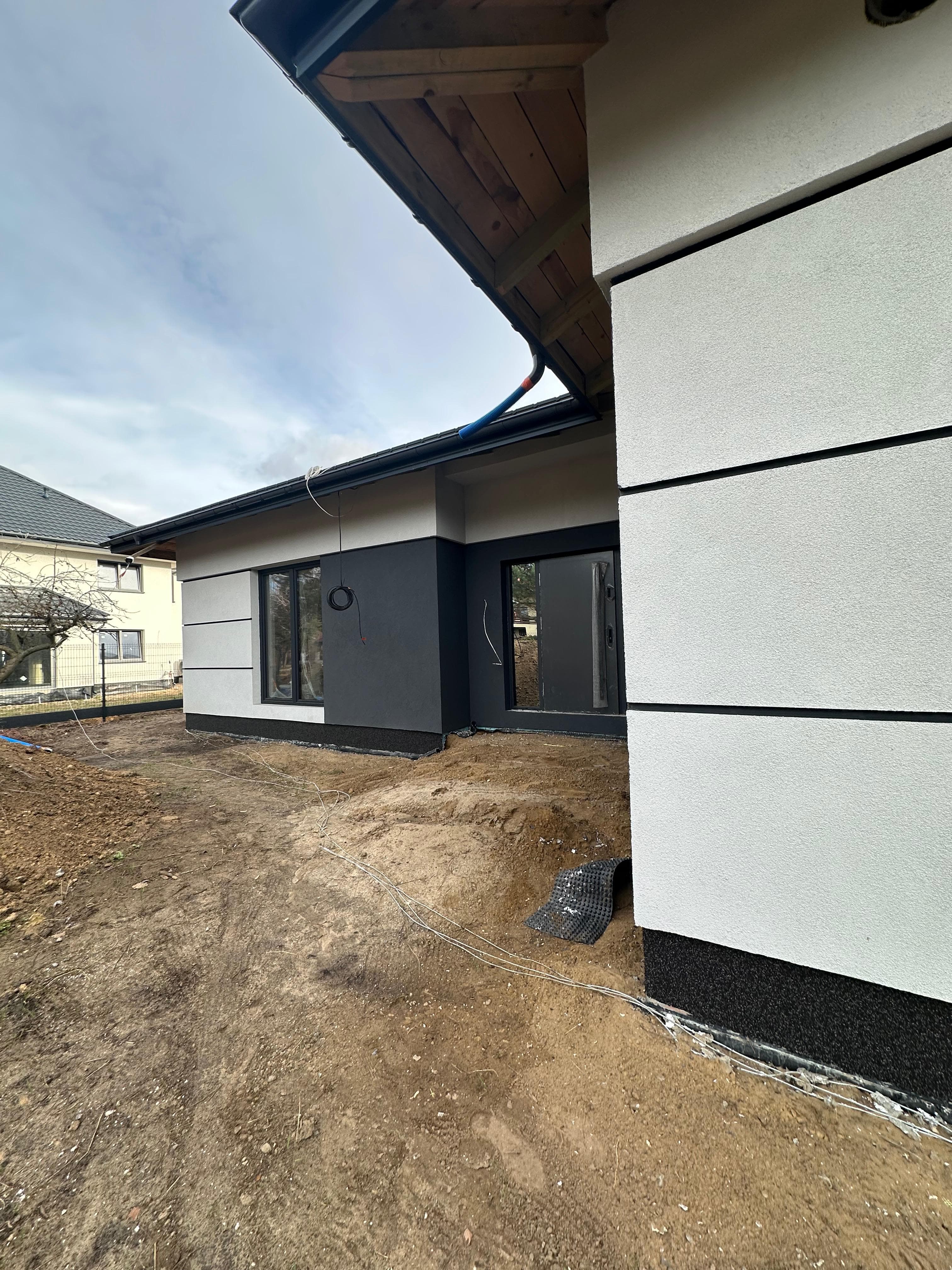 Exterior Media image 14