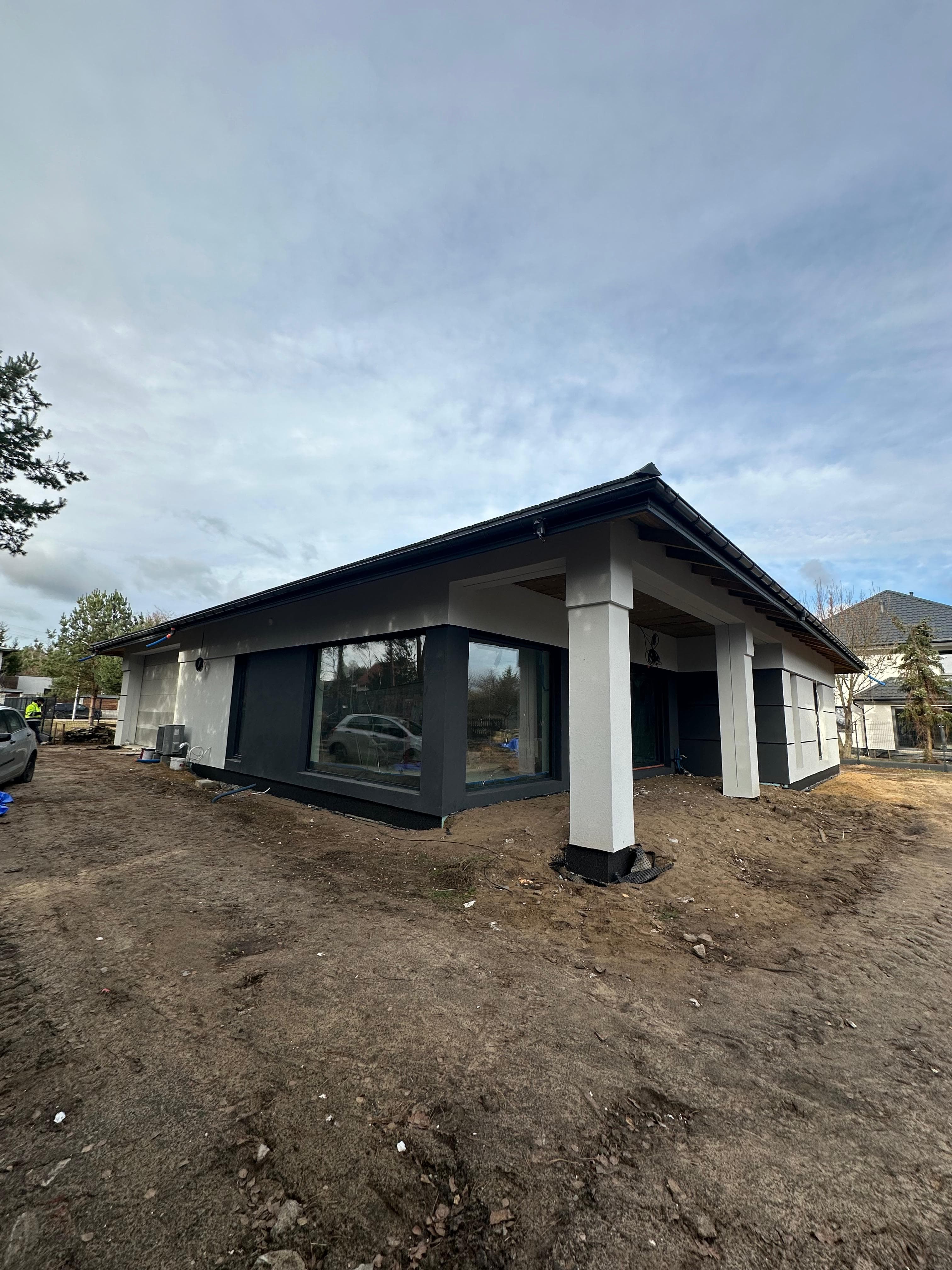 Exterior Media image 16